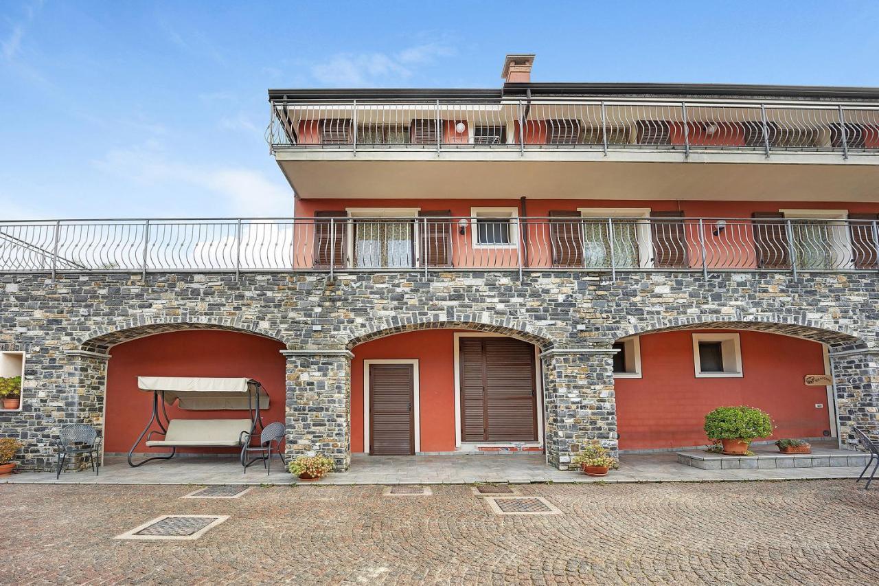 Molino Nuovo  Messalina Agriturismo La Scuderia מראה חיצוני תמונה